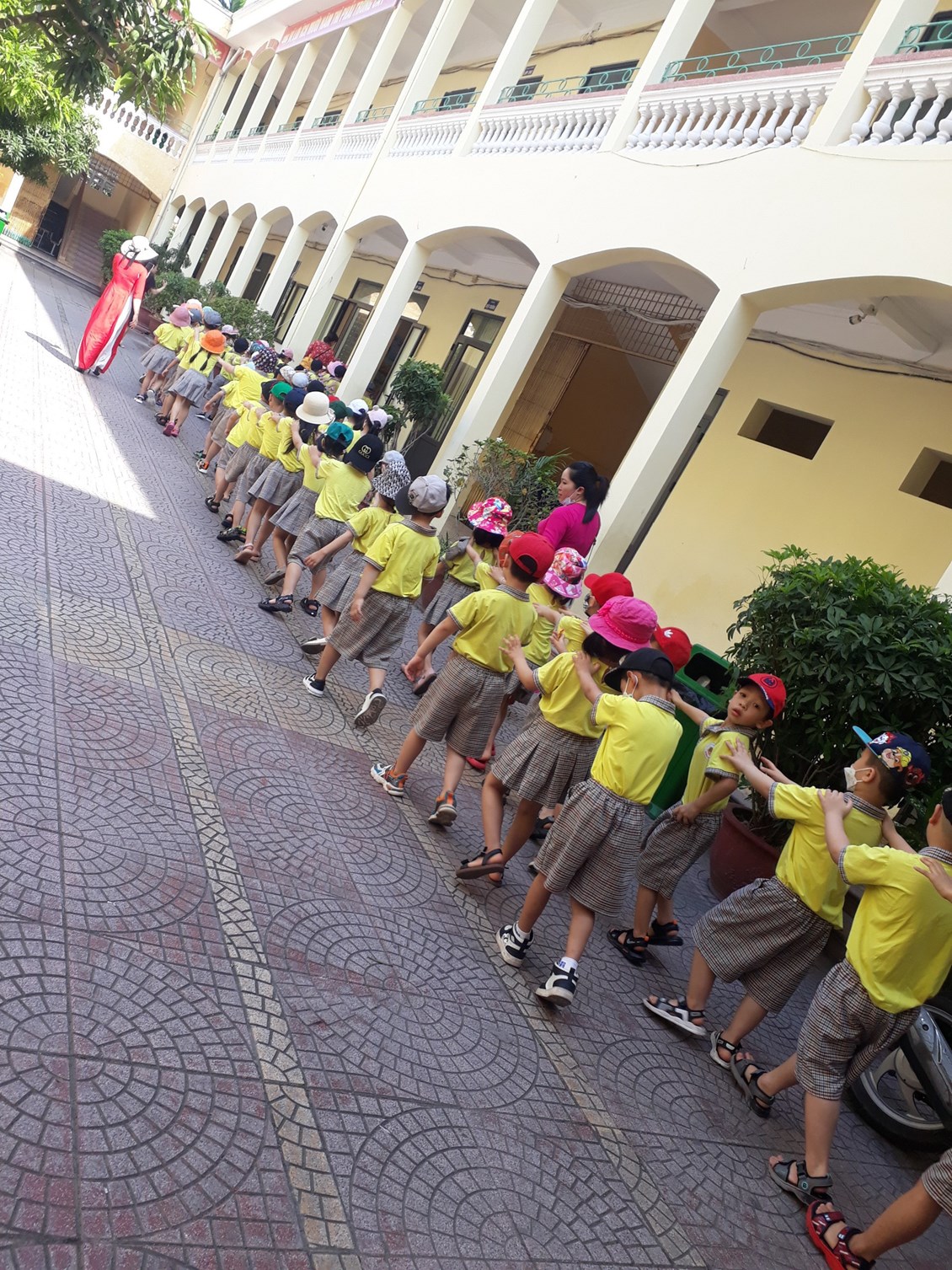 Nhấn vào ảnh để phóng to