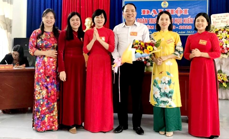 Nhấn vào ảnh để phóng to