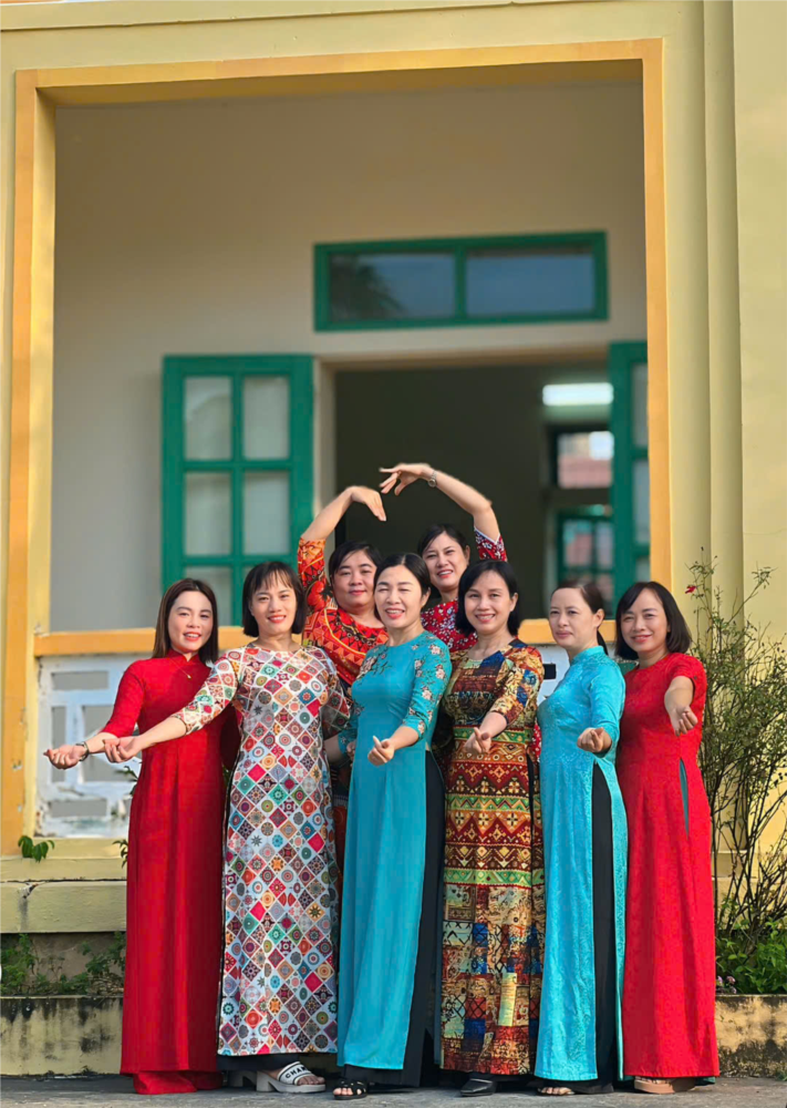 Tuần lễ áo dài tại trường THCS Cổ Am - Vĩnh Tiến