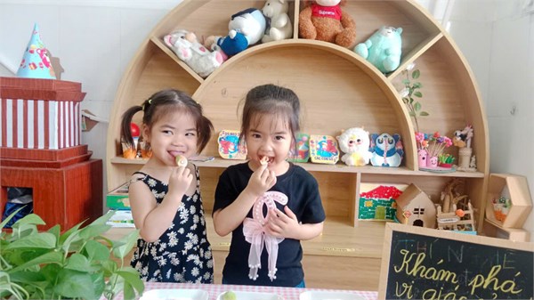 Nếm Nếm - Nhăn Nhăn - Cười Cười