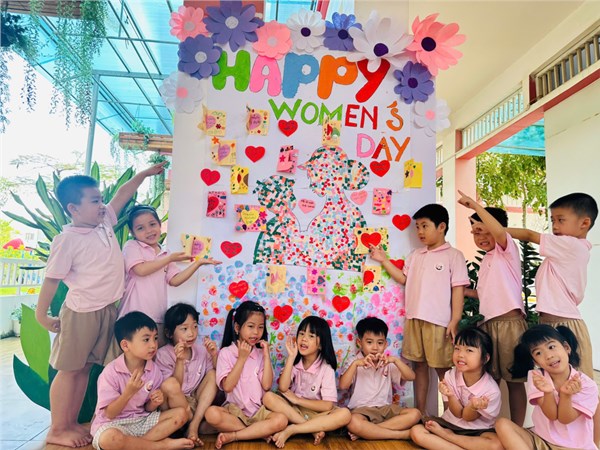 16/10/2025 Bé chuẩn bị chào đón ngày 20/10