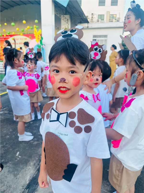 02/10/2025 🧸✨ Những chú gấu con đáng yêu – STEAM 5A3 🌕🎶💛 🎭 Tham gia nhạc kịch “Giai điệu đêm trăng” 🌕✨ – Năm học 2025–2026 🎶🌟