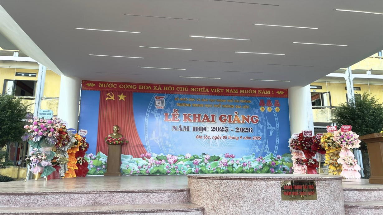 anh-khai-giang-dep_209202522.jpg