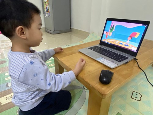 💕 Rèn kỹ năng rửa tay, rửa mặt cho các con mọi lúc mọi nơi là vô cùng quan trọng, đặc biệt là dịch bệnh COVID - 19 đang diễn biến rất phức tạp. Không chỉ ở trên lớp, ở nhà các bé cũng đã được bố mẹ hướng dẫn rửa tay hàng ngày để phòng chống dịch bệnh. Cùng bé rửa tay đánh bay covid nào!