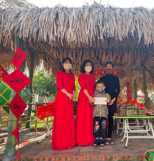 🌸 Trong dịp tết Nhâm Dần 2022 Trường Mầm non Bạch Đằng dành những món quà có ý nghĩa dành tặng các con. 