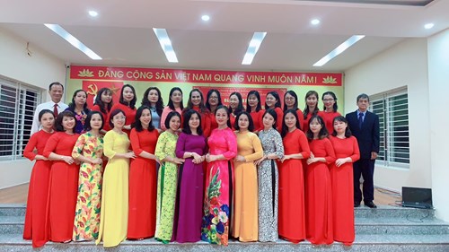 #Kỉ_niệm_5_năm_thành_lập_trường
#Kỉ_niệm_39_năm_ngày_Nhà_giáo_Việt_Nam 20/11
#Trường_Mầm_non_Bạch_Đằng
Hội nghị cán bộ, viên chức, người lao động năm học 2021- 2022
