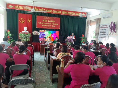 Hội nghị cán bộ công chức viên chức trường mầm non Tân Viên năm học 2021 - 2022