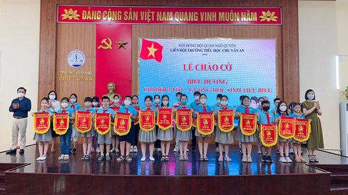 Lễ chào cờ tháng 5 - năm học 2021-2022