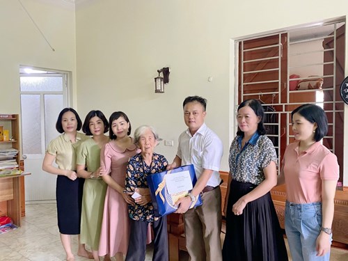 Trường THCS Quốc Tuấn có những hoạt động tri ân nhân ngày thương binh liệt sĩ 27/7/2022