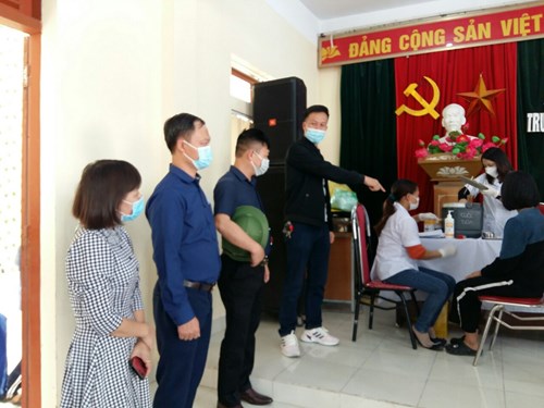 Trường THCS Quốc Tuấn - An Lão - HP tổ chức tiêm phòng Covid-19 cho Học Sinh