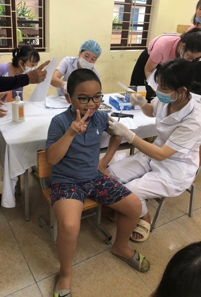 Trường tiểu học Đông Hải 1 tiêm phòng vacxin covid-19 cho học sinh đợt 3