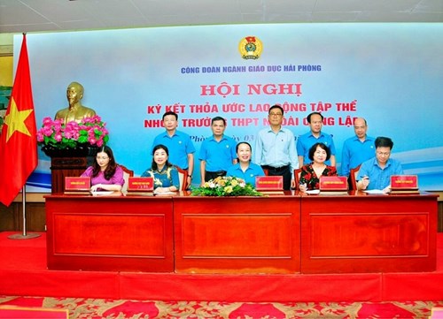 Hội nghị ký kết thoả ước lao động tập thể nhóm trường thpt ngoài công lập
